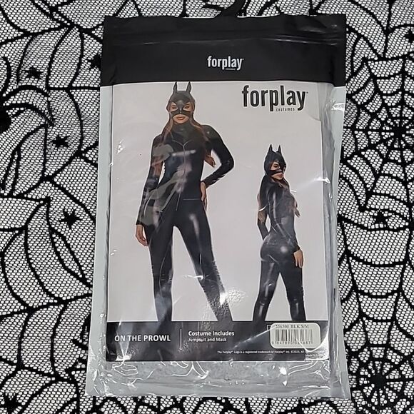 NEW On the Prowl Catwoman Halloween Costume Women's Size S/M - Picture 1 of 4